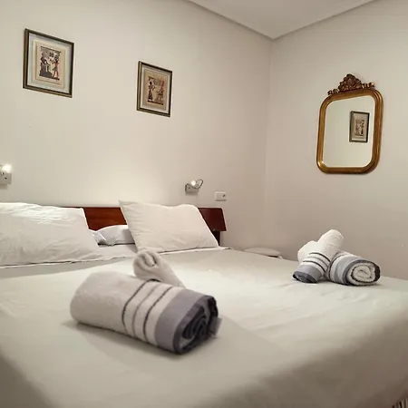 Apartment Pioxii Center